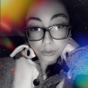 Meet your Posher, Vanessa